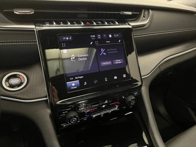 2024 Jeep Grand Cherokee L Laredo X 4x4