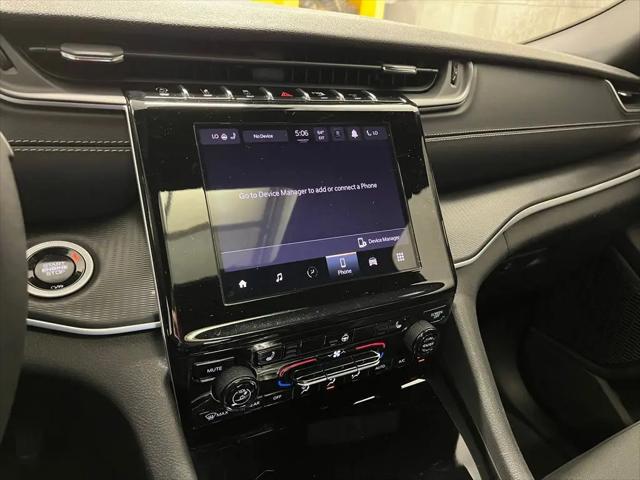 2024 Jeep Grand Cherokee L Laredo X 4x4
