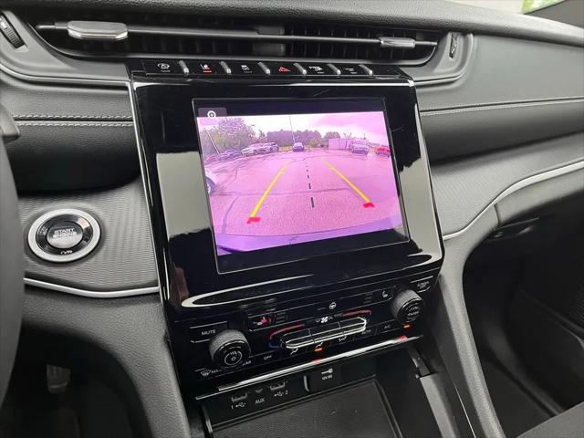 2024 Jeep Grand Cherokee L Laredo X 4x4