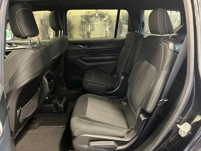 2024 Jeep Grand Cherokee L Laredo X 4x4