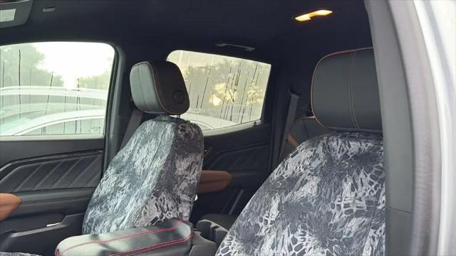 2023 GMC Canyon 4WD Crew Cab Short Box AT4