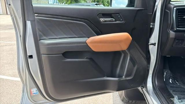 2023 GMC Canyon 4WD Crew Cab Short Box AT4