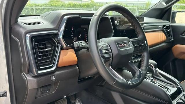 2023 GMC Canyon 4WD Crew Cab Short Box AT4