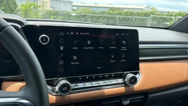 2023 GMC Canyon 4WD Crew Cab Short Box AT4