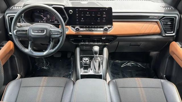 2023 GMC Canyon 4WD Crew Cab Short Box AT4
