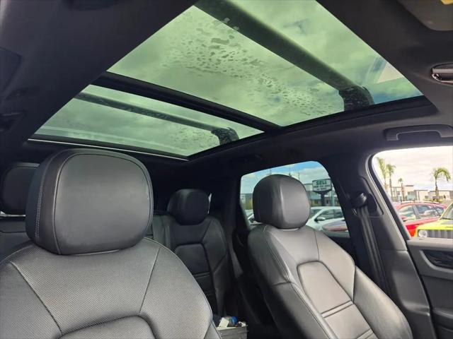 2022 Porsche Cayenne E-Hybrid Cayenne E-Hybrid