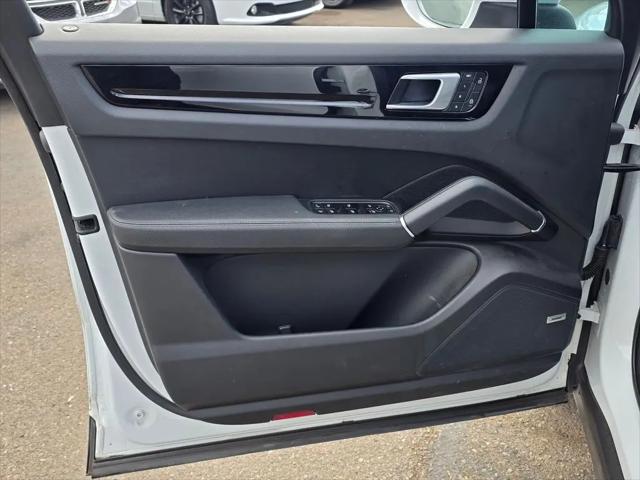 2022 Porsche Cayenne E-Hybrid Cayenne E-Hybrid