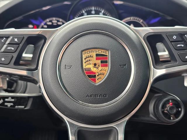 2022 Porsche Cayenne E-Hybrid Cayenne E-Hybrid