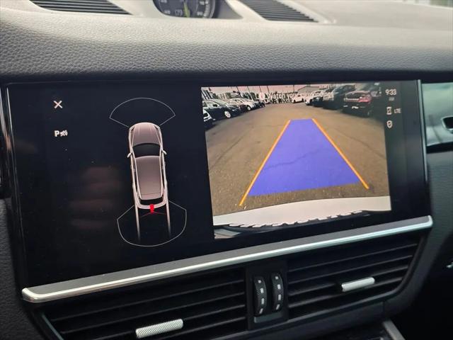 2022 Porsche Cayenne E-Hybrid Cayenne E-Hybrid