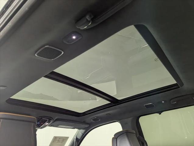 2024 Jeep Grand Wagoneer L Series III Obsidian 4x4