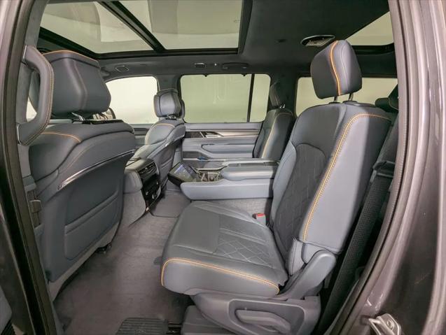 2024 Jeep Grand Wagoneer L Series III Obsidian 4x4