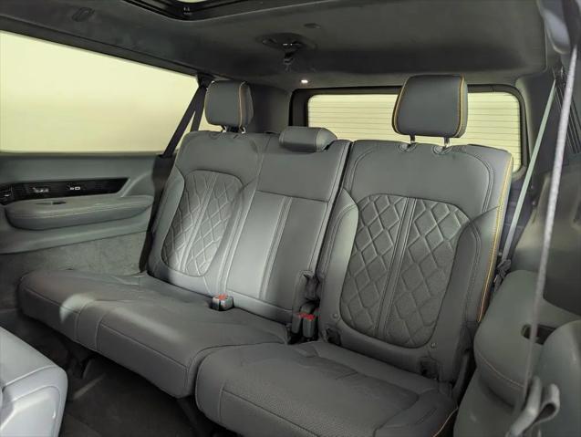 2024 Jeep Grand Wagoneer L Series III Obsidian 4x4