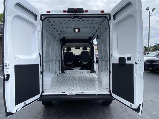 2025 Ram ProMaster 2500 Cargo Van Tradesman High Roof 159" WB w/Pass Seat