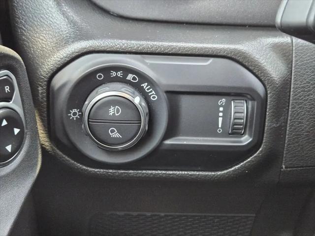 2023 Jeep Gladiator Sport