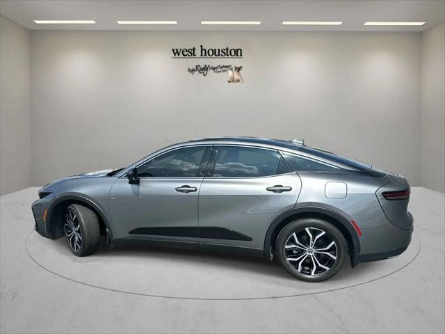 2024 Toyota Crown XLE