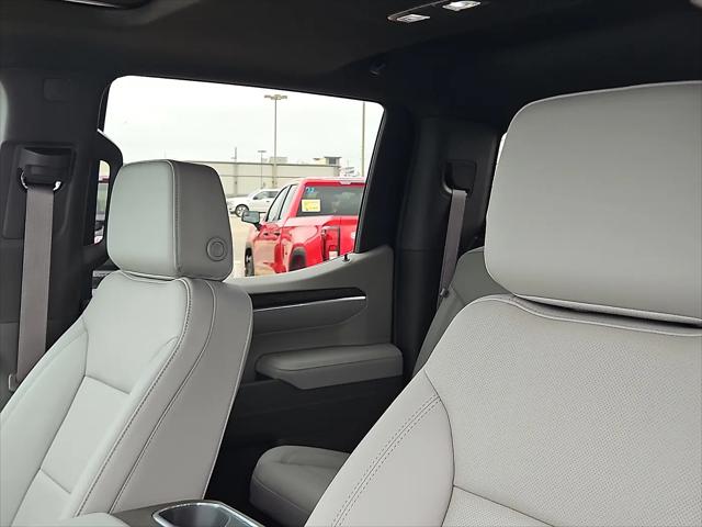 2026 GMC Sierra 1500 Crew Cab, Short Bed, SLT, 4WD