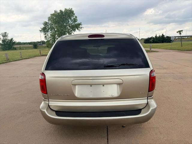 2005 Dodge Caravan SXT
