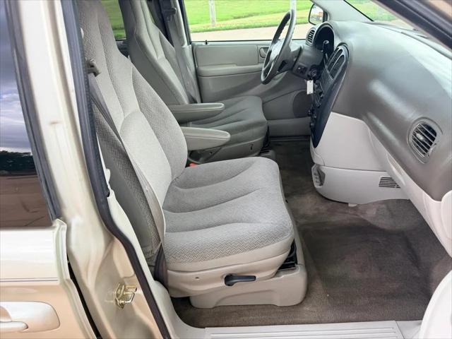 2005 Dodge Caravan SXT