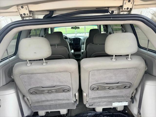 2005 Dodge Caravan SXT