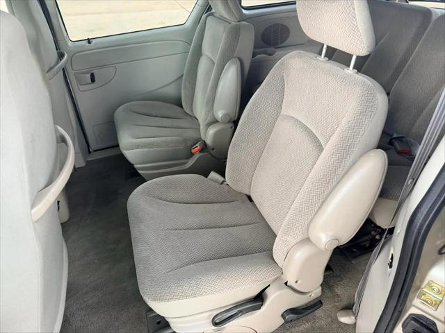 2005 Dodge Caravan SXT