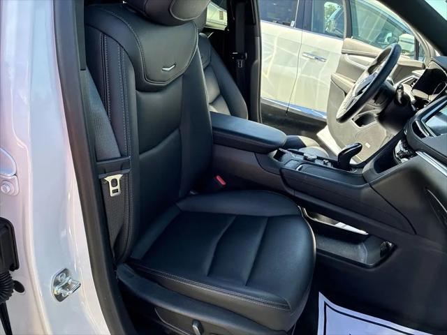 2025 Cadillac XT5 AWD Luxury