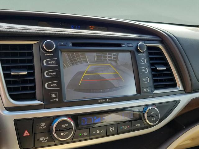 2015 Toyota Highlander Limited V6
