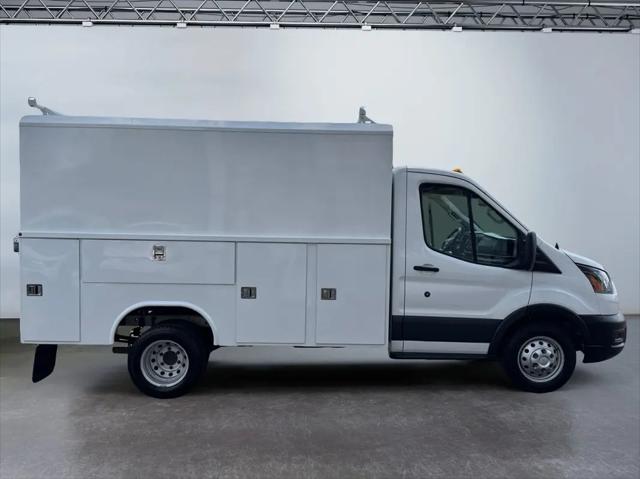 2020 Ford Transit Chassis Base