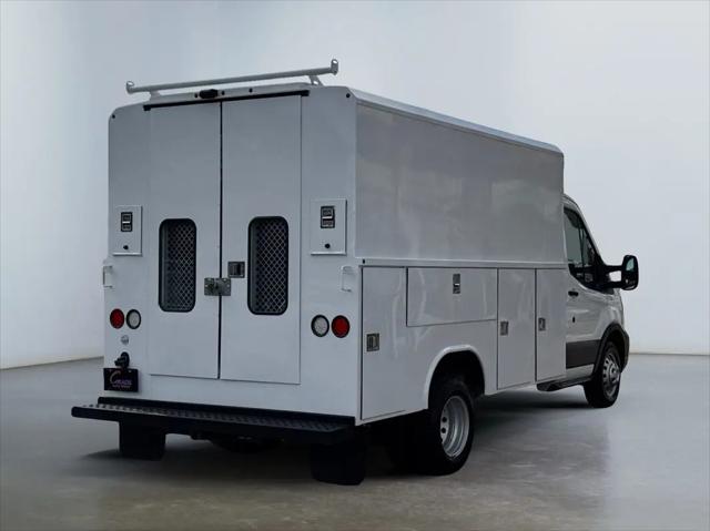 2020 Ford Transit Chassis Base