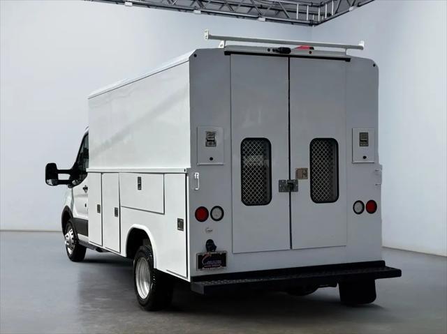 2020 Ford Transit Chassis Base