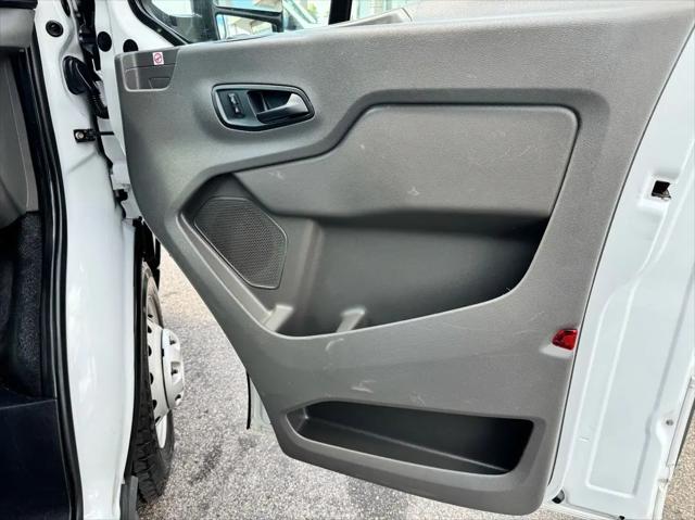 2020 Ford Transit Chassis Base