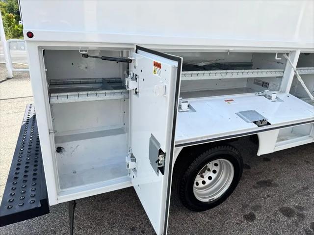 2020 Ford Transit Chassis Base