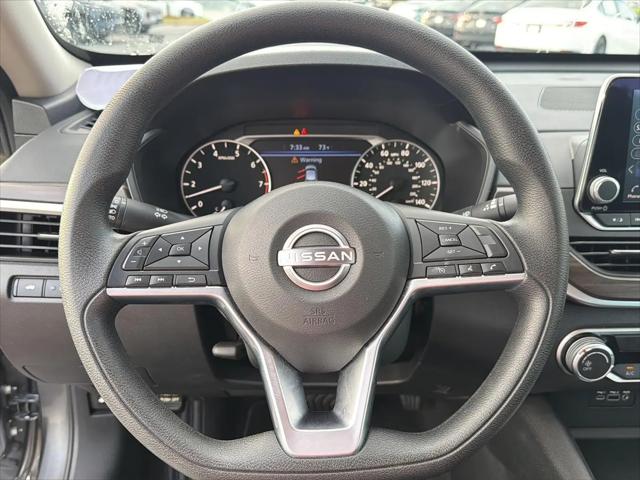 2025 Nissan Altima SV FWD