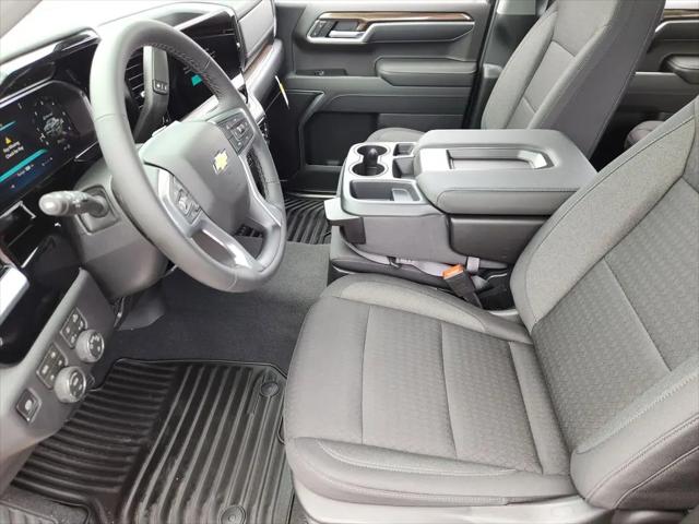 2026 Chevrolet Silverado 1500 4WD Crew Cab Standard Bed LT