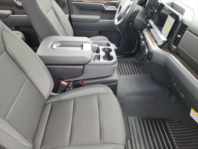 2026 Chevrolet Silverado 1500 4WD Crew Cab Standard Bed LT
