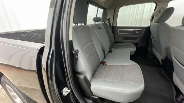 2017 Ram 1500 Big Horn Crew Cab 4x4 6'4" Box