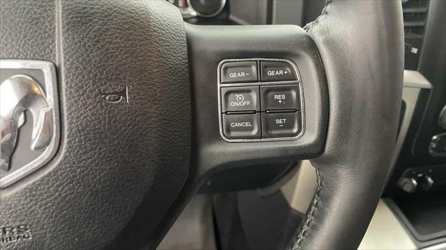 2017 Ram 1500 Big Horn Crew Cab 4x4 6'4" Box