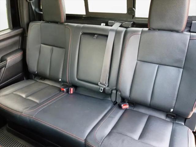 2024 Nissan Titan Crew Cab PRO-4X 4x4