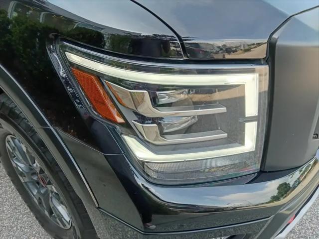 2024 Nissan Titan Crew Cab PRO-4X 4x4
