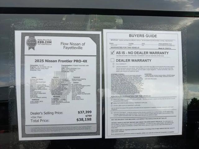 2025 Nissan Frontier Crew Cab PRO-4X 4x4