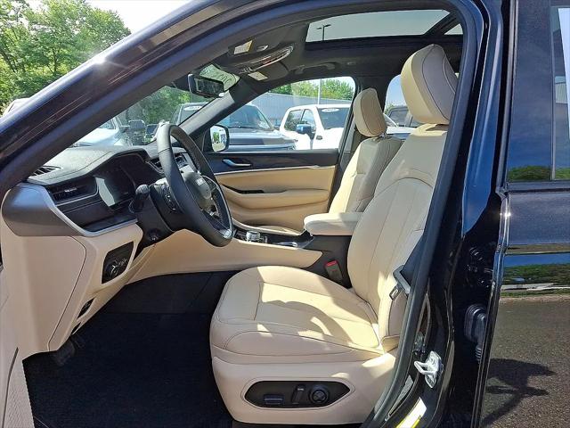 2025 Jeep Grand Cherokee Limited 4x4
