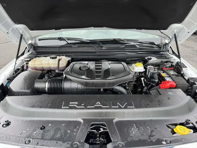 2025 Ram 1500 Tungsten Crew Cab 4x4 5'7" Box