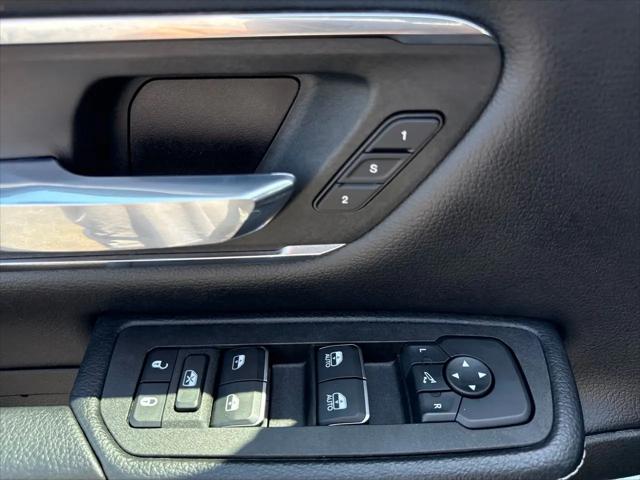2025 Ram 1500 Laramie Crew Cab 4x4 5'7" Box