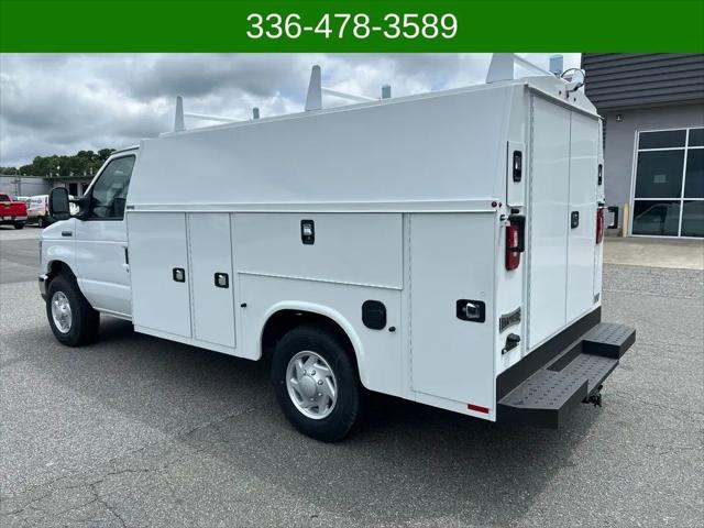 2026 Ford E-350 Cutaway E-350