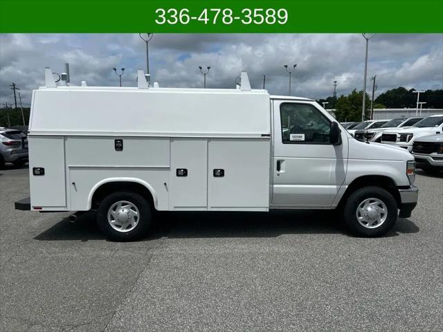 2026 Ford E-350 Cutaway E-350
