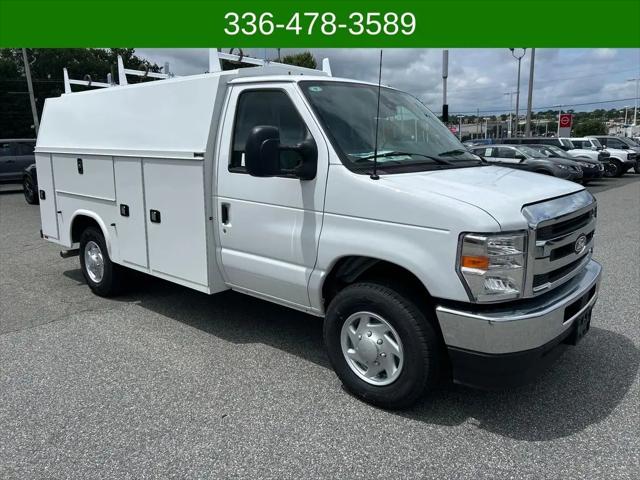 2026 Ford E-350 Cutaway E-350