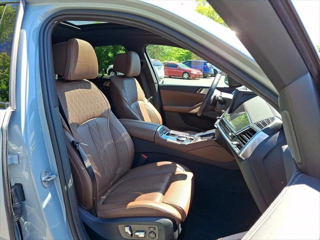 2025 BMW X6 M60i