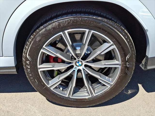 2025 BMW X6 M60i