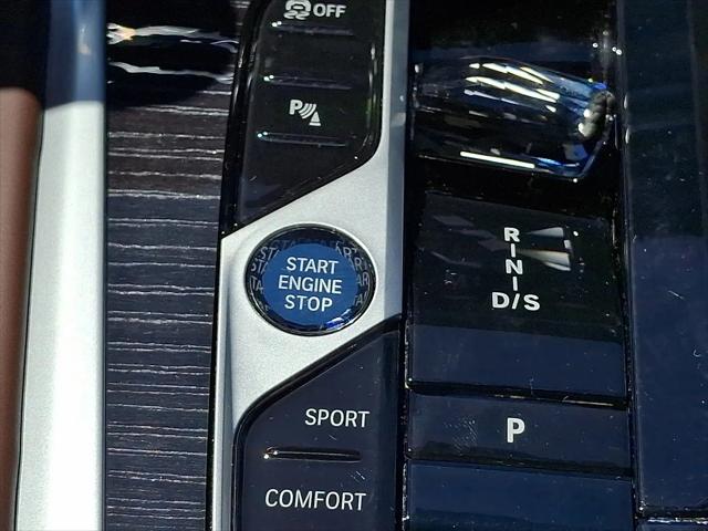 2025 BMW X6 M60i