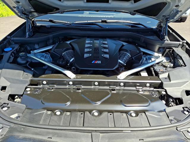 2025 BMW X6 M60i