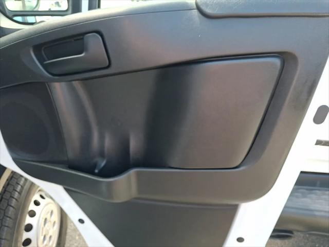 2025 Ram ProMaster 2500 Cargo Van Tradesman Low Roof 136" WB w/Pass Seat